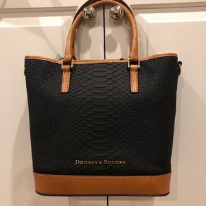 NWT Dooney & Bourke Handbag